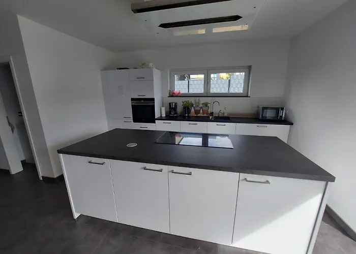 2 Bedrooms With Private Balcony * Vichten